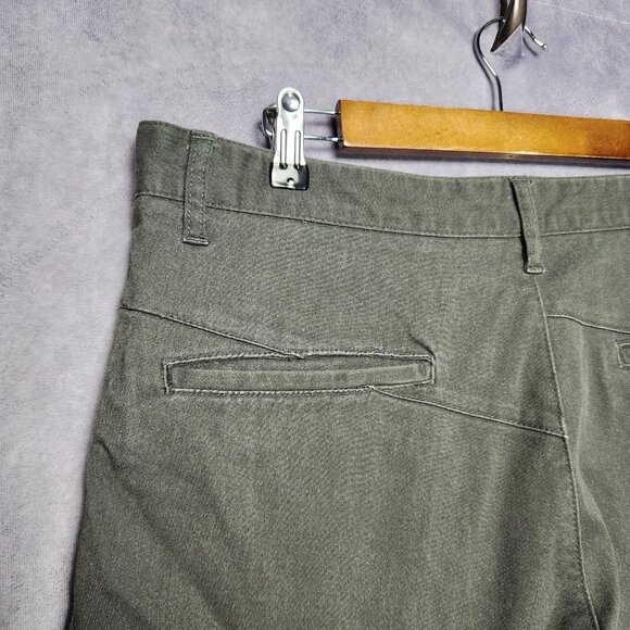 Volcom Shorts Mens 34 Corp Class Stretch Chino Modern Fit Casual 18.25" Waist - Picture 8 of 16